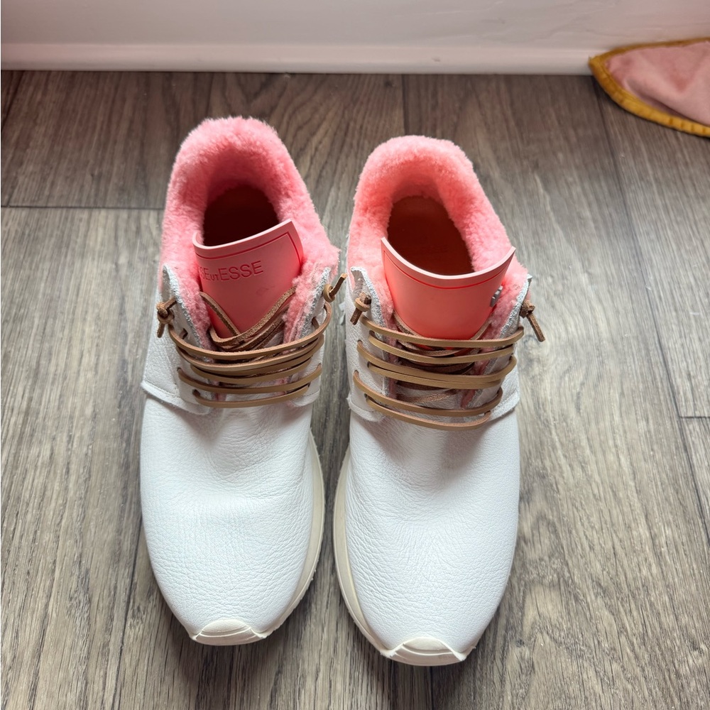 Esseutesse Leather Fringe Sneakers